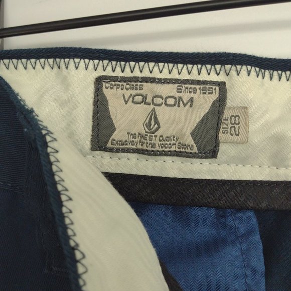 Volcom Flat Front Dark Blue Skate Surf Summer Spring Beach Shorts - Picture 5 of 5